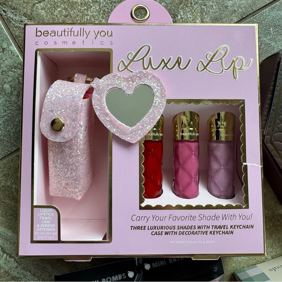 Beauty Bundle 💄 - Picture 3 of 8